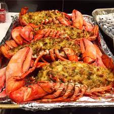 Baked Stuffed Maine Lobsters (2lbs)